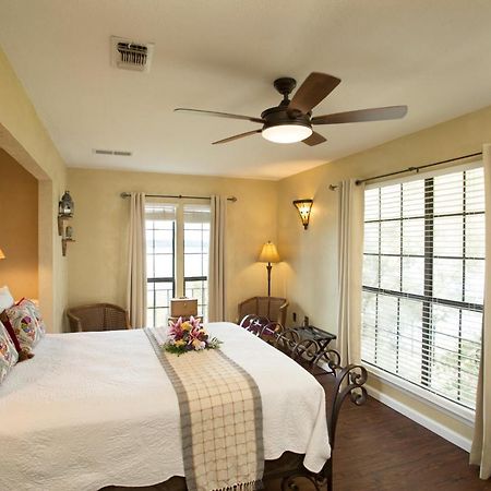 Lakehouse Bed And Breakfast Canyon Lake Exterior foto